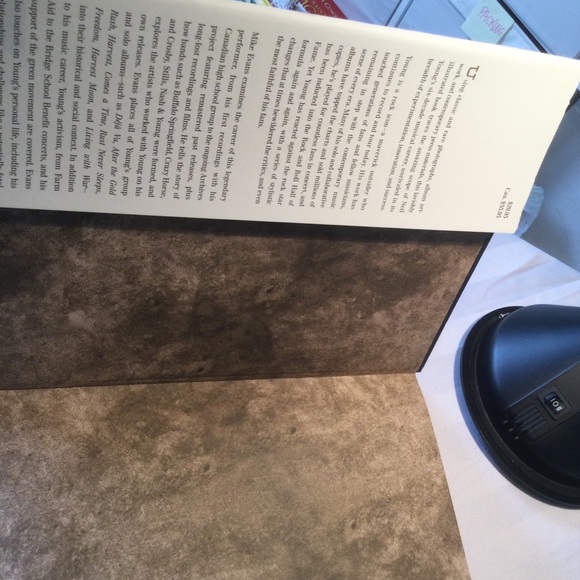 Neil young 2 books. Bundle of 2 - Picture 3 of 16